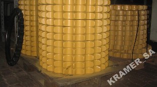 KRAMER тізбектің жетекші дөңгелектің жүріс роликтері лемехи қосалқы бөлшектер/б құрылыс машиналары сервистік қызмет көрсету Польшада