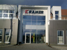 KRAMER тізбектің жетекші дөңгелектің жүріс роликтері лемехи қосалқы бөлшектер/б құрылыс машиналары сервистік қызмет көрсету Польшада